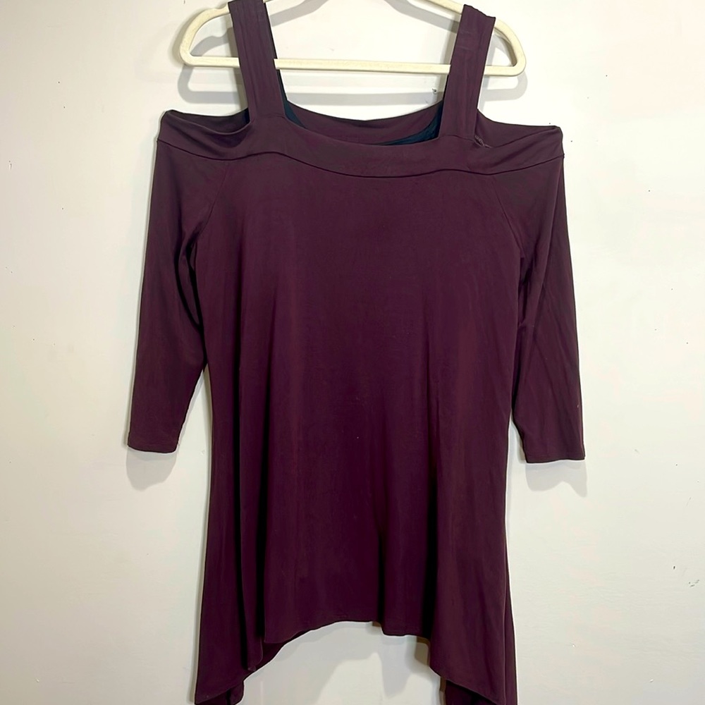 🎉 WINE BURGUNDY  Tunic BUILT IN BODY SLIMMER